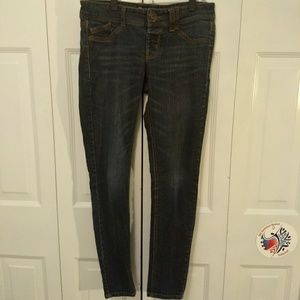 Juniors size 5 Skinny Jeans